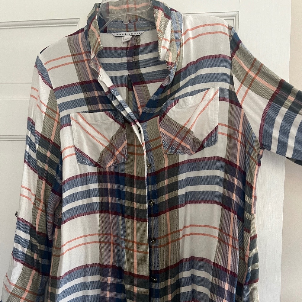 Women’s plaid button down shirt/tunic